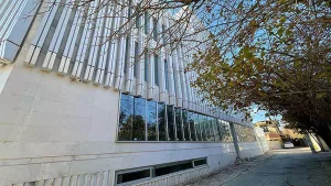 مجری کرتینوال در شیراز - تحت قرارداد پیمانکاری اجرای نما