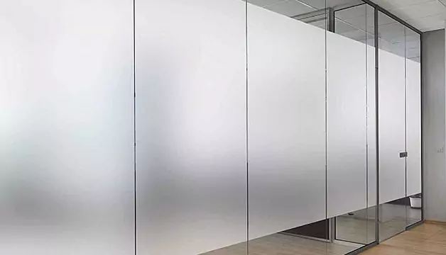 شیشه دوجداره مات برای کاهش دید و افزایش حریم خصوصی