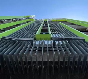 ساختار حرکتی لوور