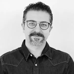 تیم ایستاوین - بابک شریعت زاده